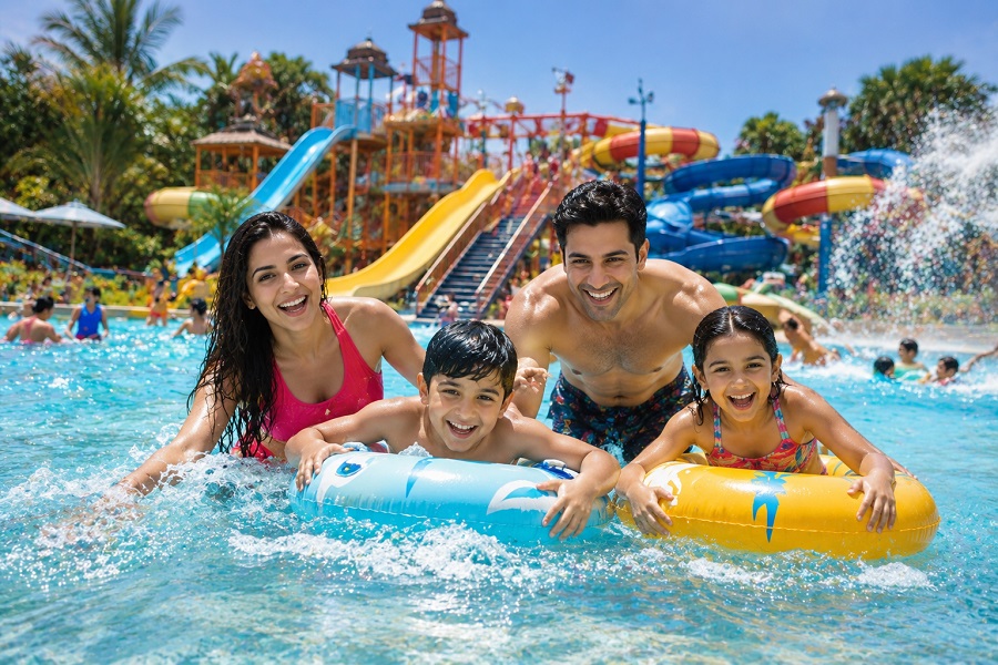 Family Water Park Tourism 